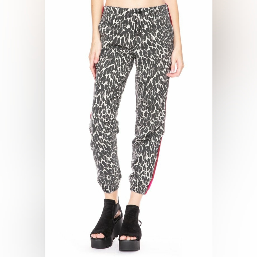 NWT MOTHER The No Zip Misfit in Jungle Eyes